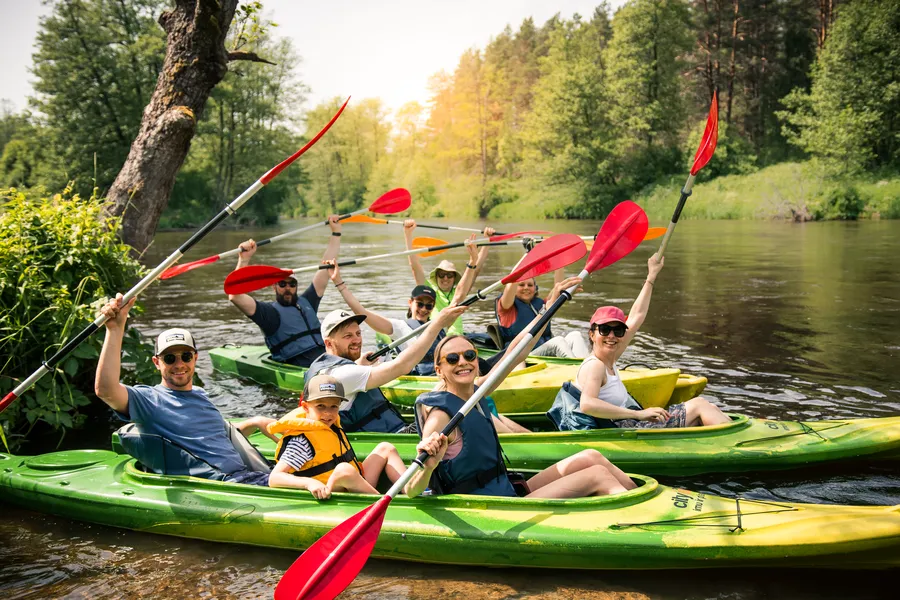 Upių kelias reklamas foto